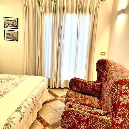 Сasa de vacaciones La Casetta Tra Laguna E Mare Poetto *