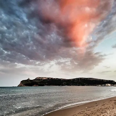 La Casetta Tra Laguna E Mare Poetto 펜션